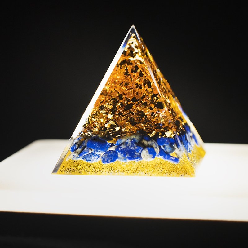 Wealth Flow Aogang Pyramid (5cmx5cm) - comes with a 10cm square lamp holder - MOP2 - Items for Display - Resin Khaki