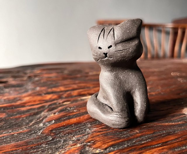 飛行機耳の猫/陶器人形 - ショップ tuoceramics 置物 - Pinkoi