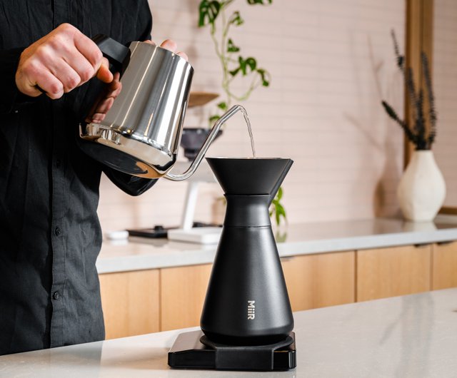 未使用 ミアー MiiR New Standard Pour-over Kettle New Standard Carafe 2点セット キャンプ ケトル アウトドア 未使用 ミアー MiiR New Standard Pour-over Kettle New