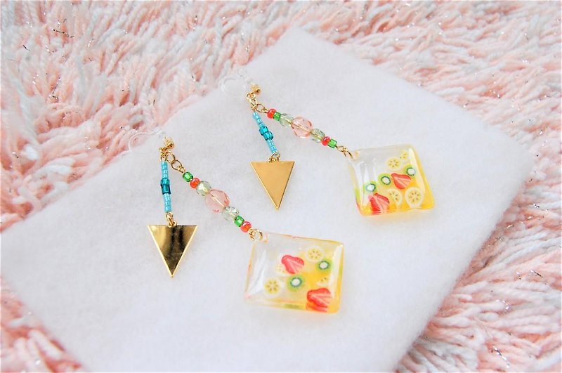 【fruit summer！】Clip on earrings★Allergy-free - ต่างหู - พลาสติก สีเหลือง
