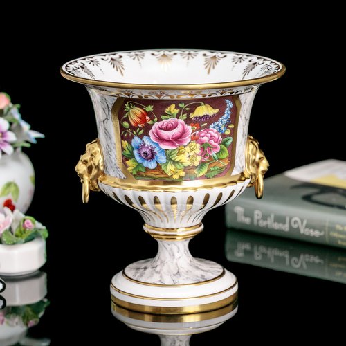擎上閣裝飾藝術 限量英國Royal Worcester 手繪玫瑰大理石神獸 2004骨瓷金獅花瓶