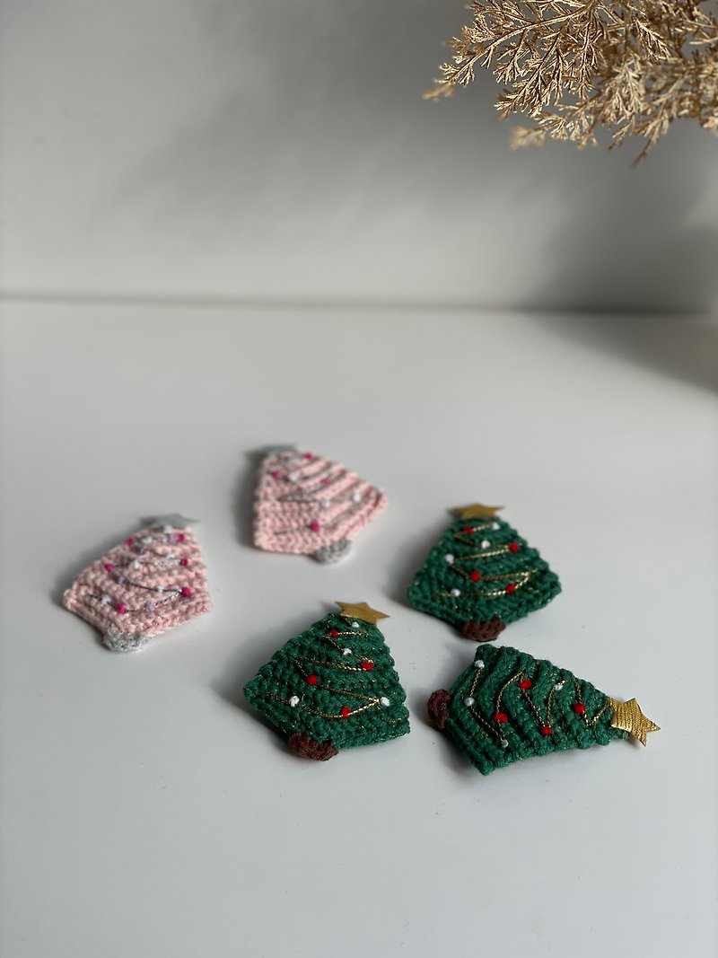 手工編織 聖誕樹BB夾 - 髮飾 - 棉．麻 多色