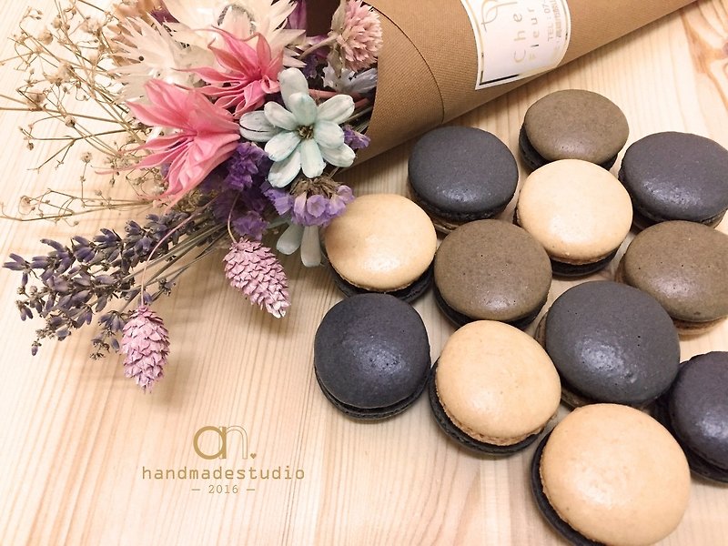 Plain color Macaron 6 into the group (do not pick color) by anPastry - Cake & Desserts - Fresh Ingredients 