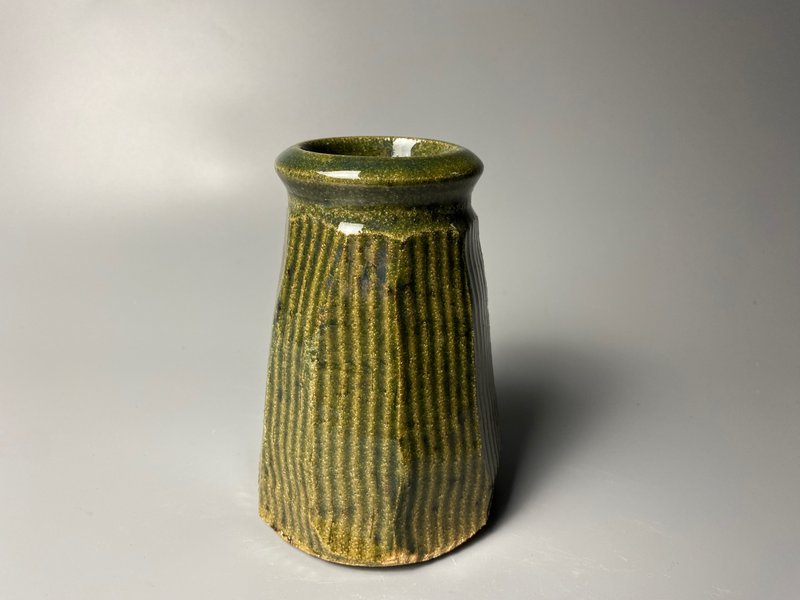 Vase - Pottery & Ceramics - Pottery 