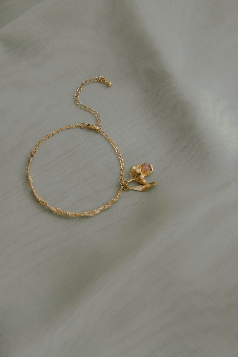 Botanical Forager's Bracelet - สร้อยข้อมือ - ทองแดงทองเหลือง สีทอง