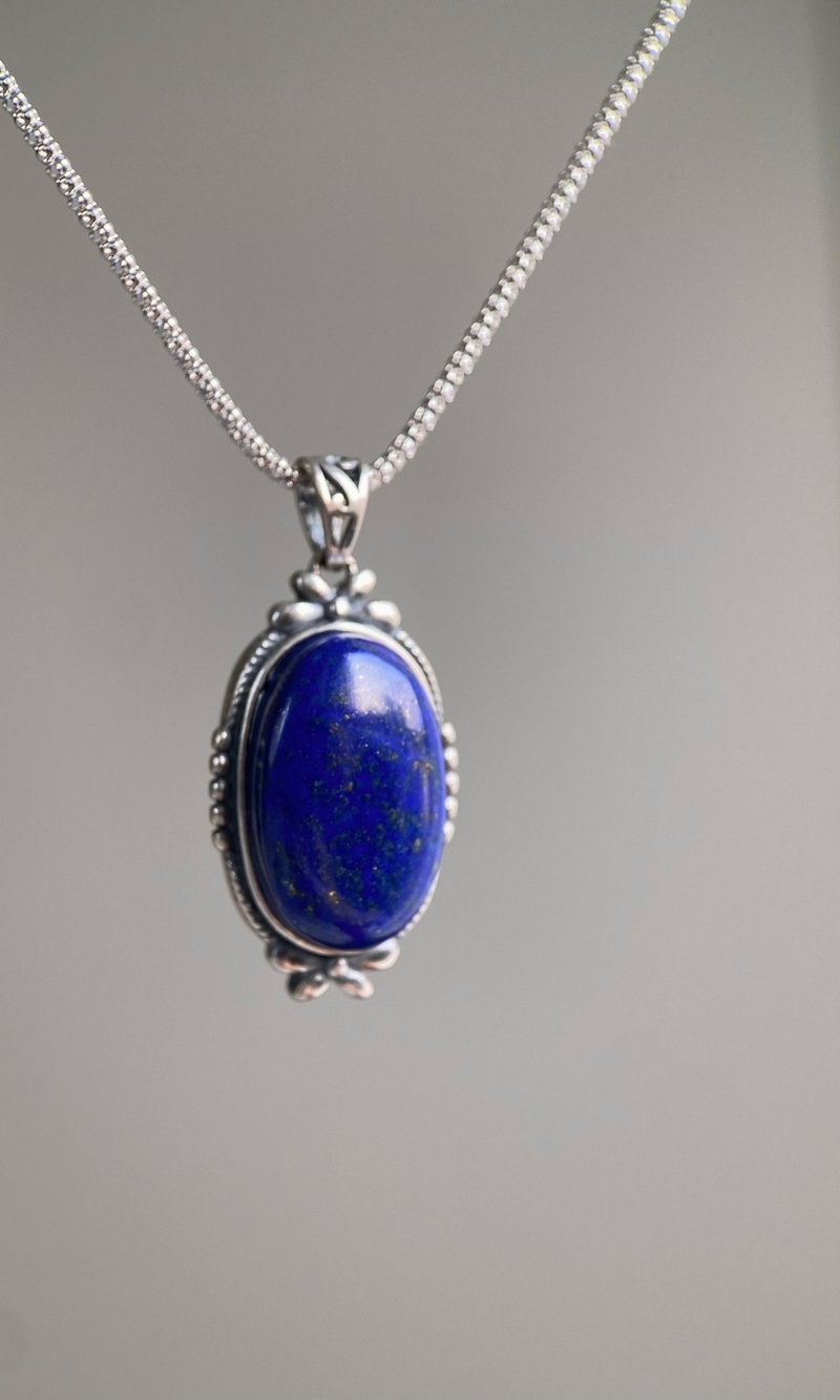 Natural Afghan Old Mine Lapis Lazuli S925 Silver Vintage Classical Pendant Necklace - สร้อยคอ - เครื่องประดับพลอย 