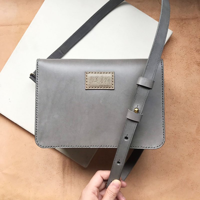 Retro square bag _ double compartment _ invisible magnetic buckle large opening _ gray (back bag upgrade) - กระเป๋าแมสเซนเจอร์ - หนังแท้ สีเทา