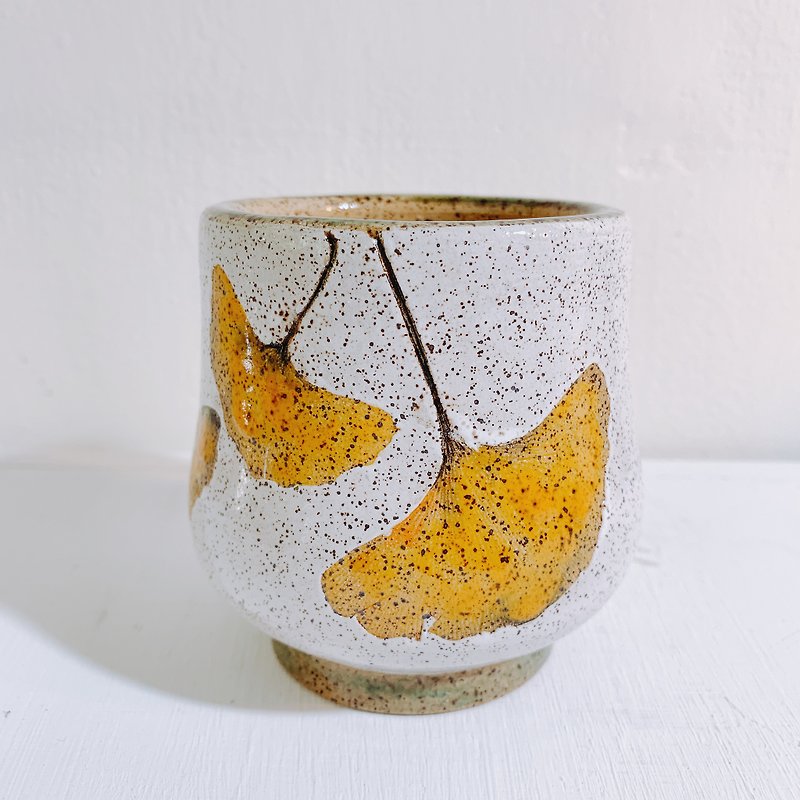イチョウ茶Bowlアンガス - 花瓶・植木鉢 - 陶器 ゴールド