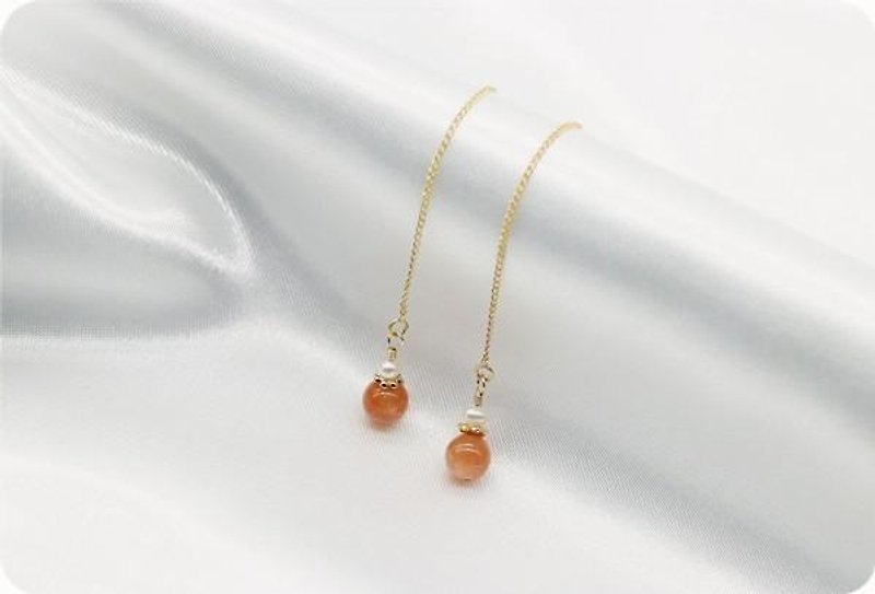 Sunstone and pearl American earrings / Clip-On available - ต่างหู - เครื่องเพชรพลอย สีส้ม