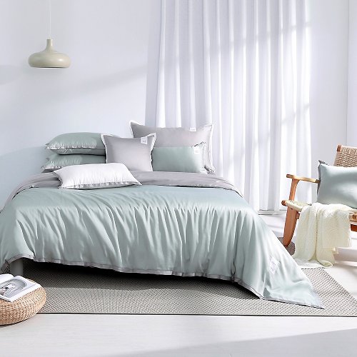 美地生活館 經典純色-300織紗萊賽爾纖維-天絲薄被床包組(抹香綠)