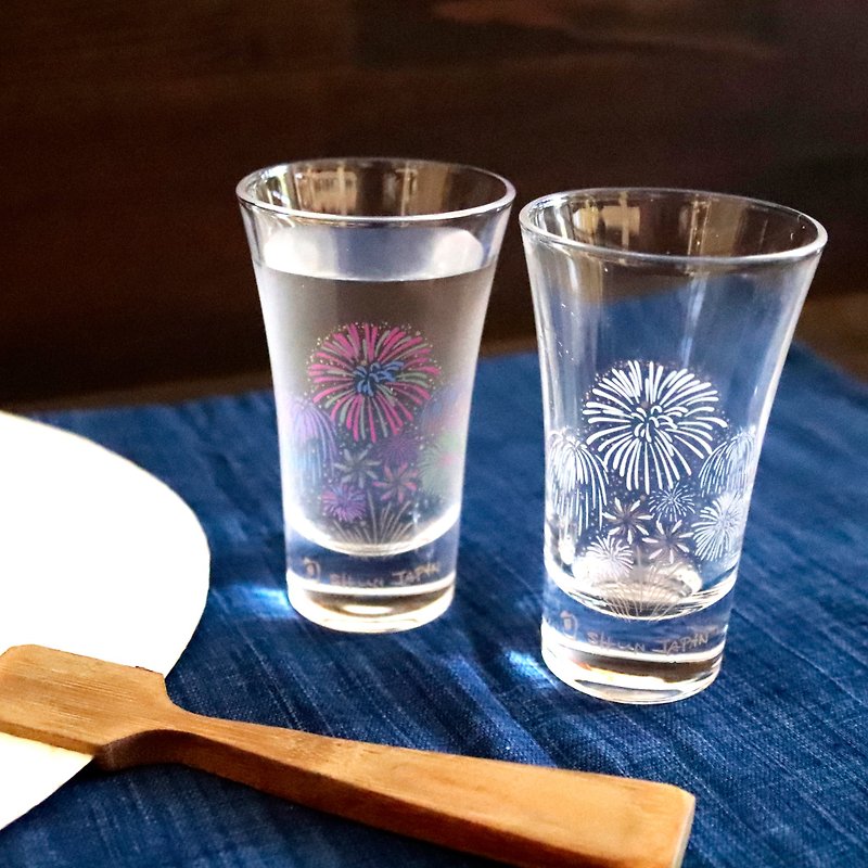 Cold feeling fireworks glass Tenkai pair set A vessel to enjoy the season when the color changes depending on the temperature - Bar Glasses & Drinkware - Glass Multicolor
