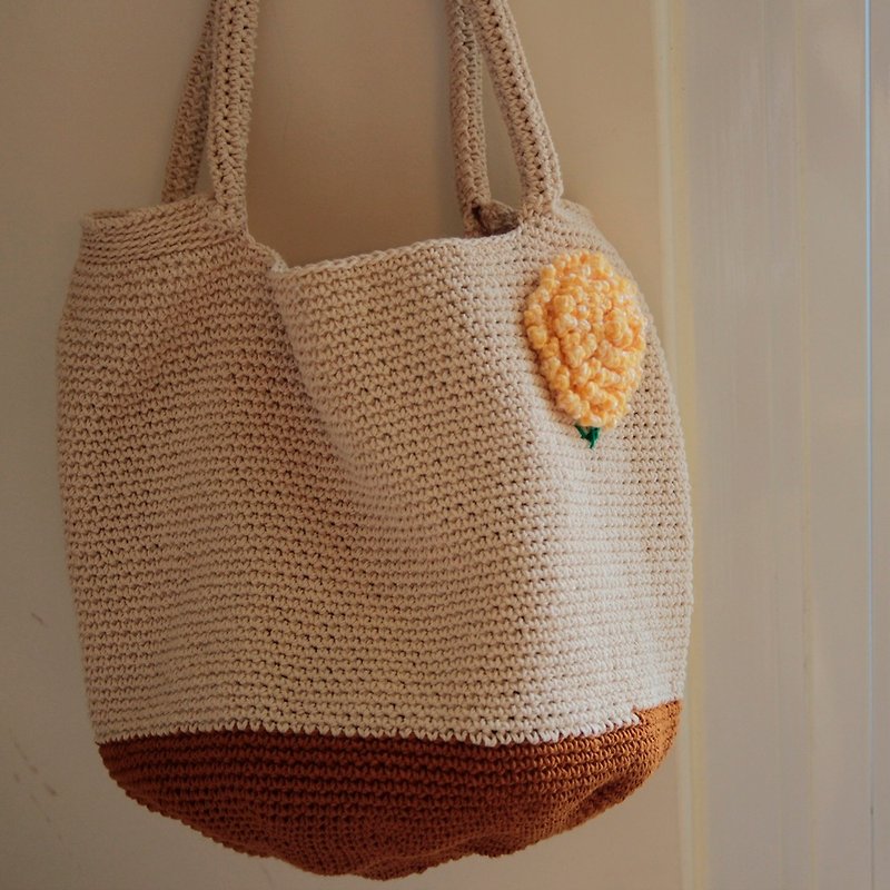 Fireworks Wool Woven Clutch Bag Hydrangea Color Ramie Cotton Hand Knitted Bag - Handbags & Totes - Other Materials White