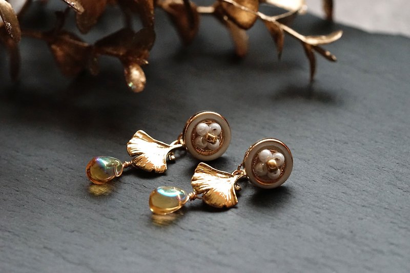Vintage Ginkgo Earrings - Glass Beaded Drop Earrings - Earrings & Clip-ons - Colored Glass Gold