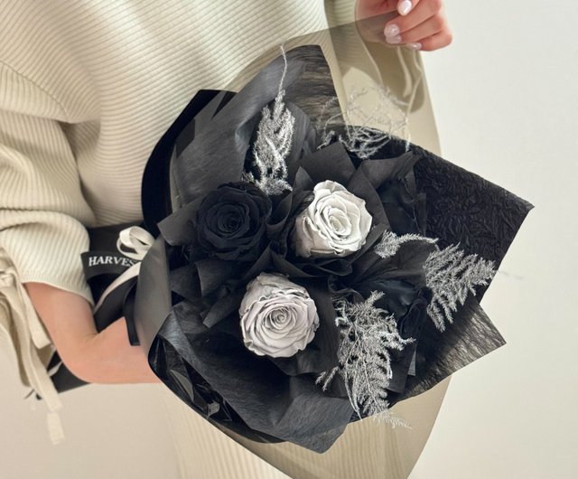 ブラック永遠のバラの花束 - バレンタインデーの花束/パーソナライズ