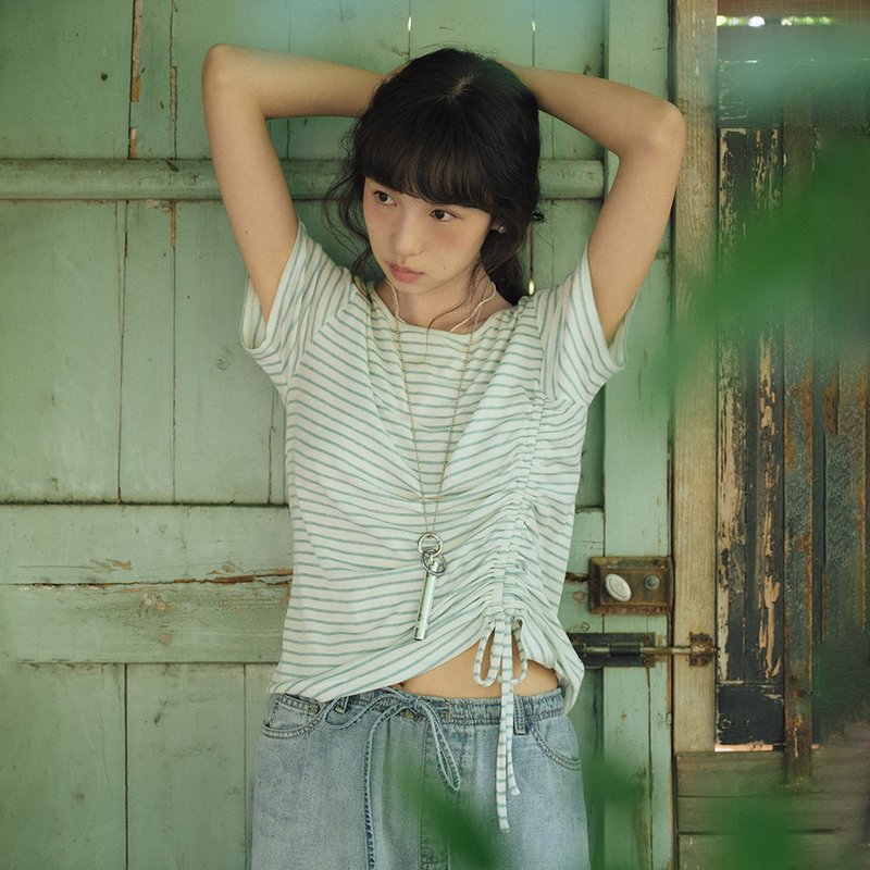 側邊抽繩T恤|T恤|兩色|夏款|Sora-1828 - 女 T 恤 - 其他人造纖維 多色