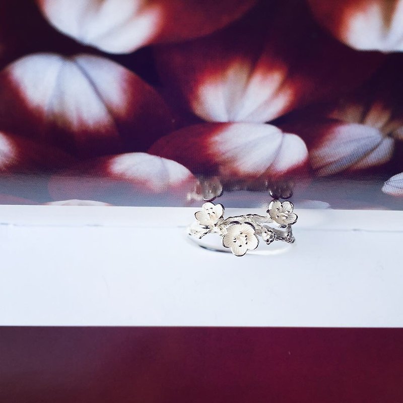 925 sterling silver [flower blossoming adjustment ring] - แหวนทั่วไป - เงินแท้ สีม่วง