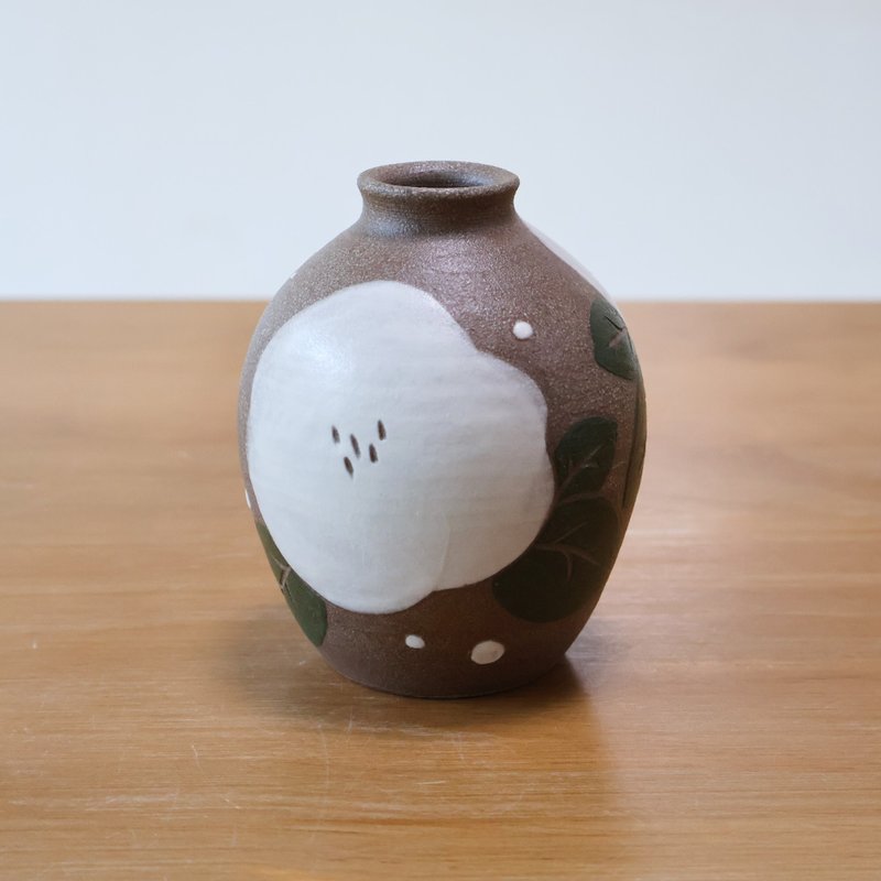 山茶花 手工陶花瓶 - 茶壺/茶杯/茶具 - 陶 咖啡色