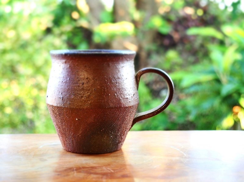Bizen coffee cup (wild plants) c 9 - 001 - Mugs - Pottery Brown