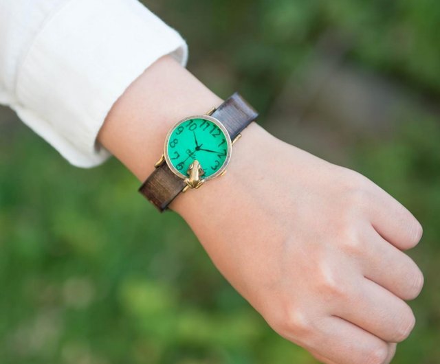 frog wrist watch