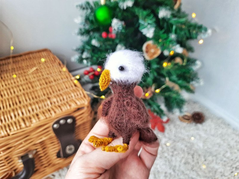 Bald Eagle Stuffed Toy. Handmade Eagle Gift for best friends family. - 寶寶/兒童玩具/玩偶 - 羊毛 