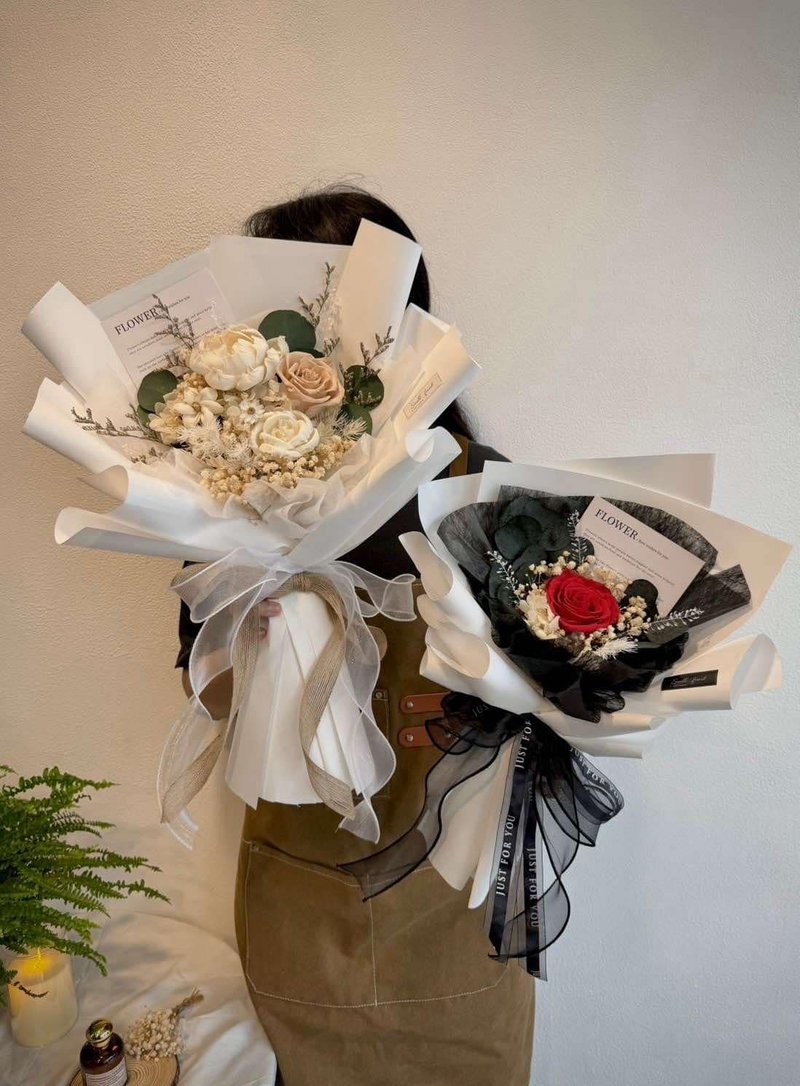 Everlasting rose large bouquet dry flower Valentine's Day gift Mother's Day carnation bouquet graduation flower - Dried Flowers & Bouquets - Plants & Flowers Khaki