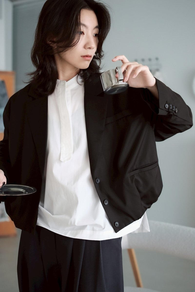 黑莓氣球小版西裝外套 - 2色 - 黑球 - 女西裝外套 - 聚酯纖維 黑色