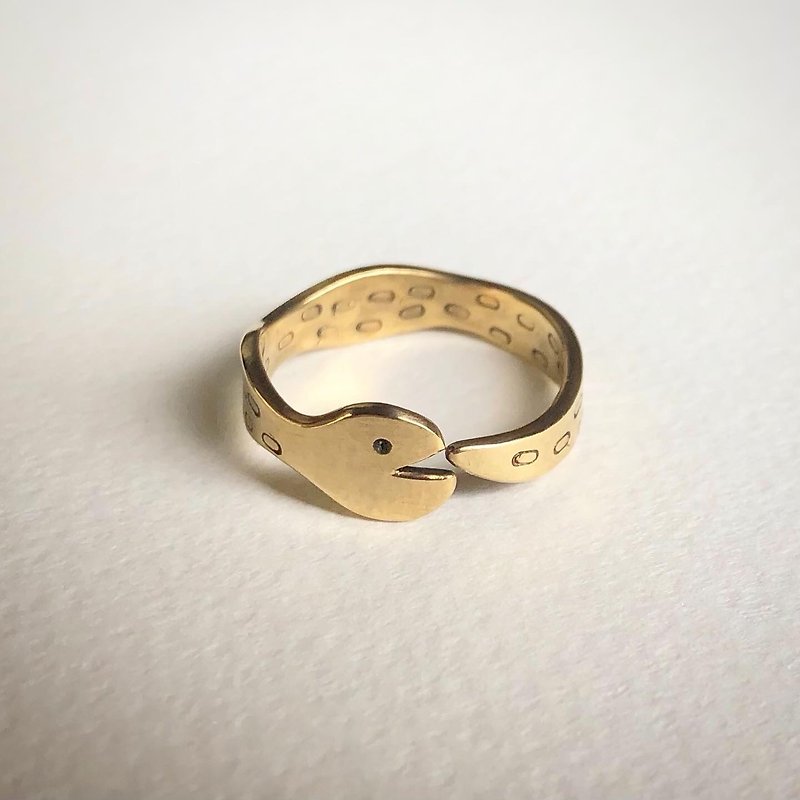 銅・真鍮 リング ゴールド - ウロボロス(ヘビ)のリング