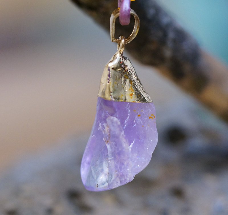 紫水晶原石皮繩頸鍊 Amethyst Raw Stone Leather Necklace-02 - 項鍊 - 水晶 