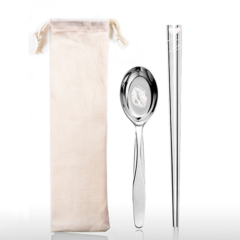 【GIFT IDEAS】LAYANA Pair Up with Me Valentine Cutlery Set - ตะเกียบ - สแตนเลส สีเงิน