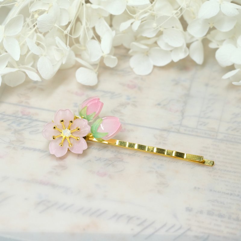 レジン ヘアアクセサリー ピンク - 桜蕾ヘアピン -ピンク-【自分だけの春を待つ】