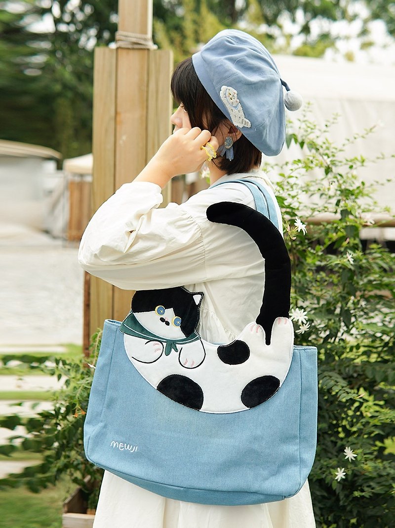 MEWJI Miaoji original cat cute Japanese cow cat large bag shoulder bag light blue tote bag denim bag - กระเป๋าแมสเซนเจอร์ - หนังเทียม 