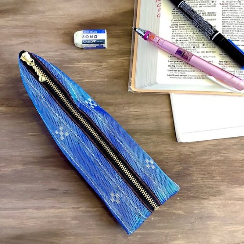 Okinawan traditional pattern tatami edge pen case - กล่องดินสอ/ถุงดินสอ - วัสดุอื่นๆ สีน้ำเงิน