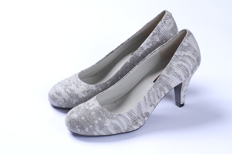 Lizard pattern elegant heel shoes - รองเท้าส้นสูง - หนังแท้ สีเงิน