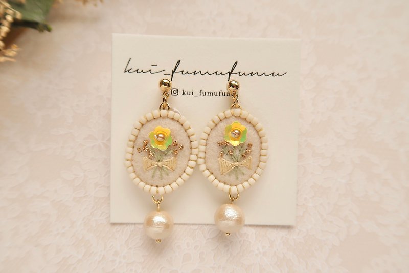 Thread Earrings & Clip-ons Yellow - Yellow bouquet earring/embroidered Clip-On/kui_fumufumu