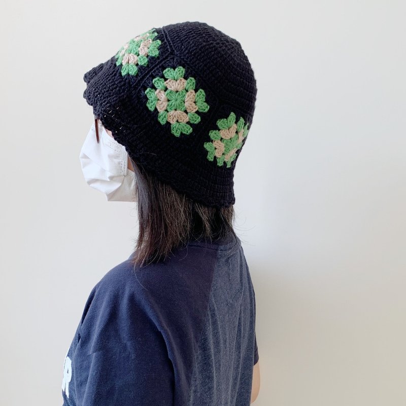 Retro Tile Hand Knitted Hat - หมวก - ผ้าฝ้าย/ผ้าลินิน สีดำ