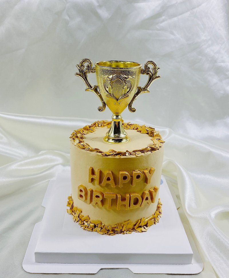 Champion Fondant Cake Birthday Cake Customized Cartoon Style Promotion Father’s Day 4-inch Face-to-Face - เค้กและของหวาน - อาหารสด สีทอง