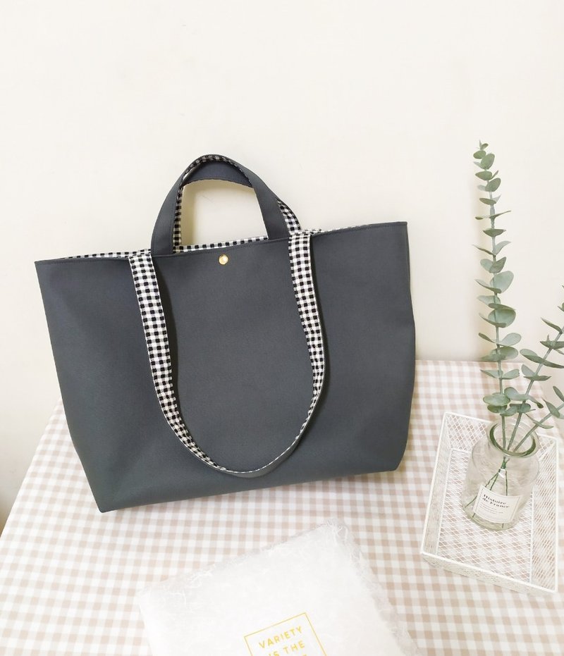 French series classic canvas tote bag / plaid shoulder bag / large-capacity canvas bag / cloud gray - กระเป๋าถือ - ผ้าฝ้าย/ผ้าลินิน สีเทา