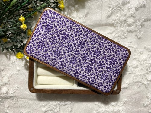 漫漫。刺繡 小巾繡木首飾盒 戒指收納 刺繡 紫