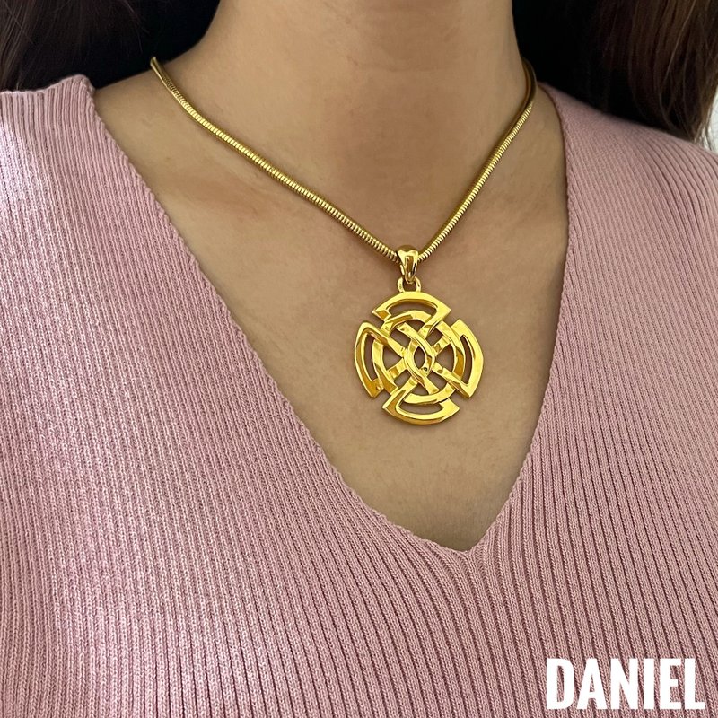 •DANIEL• European and American vintage Anne Klein mysterious symbol necklace - สร้อยคอ - โลหะ สีทอง