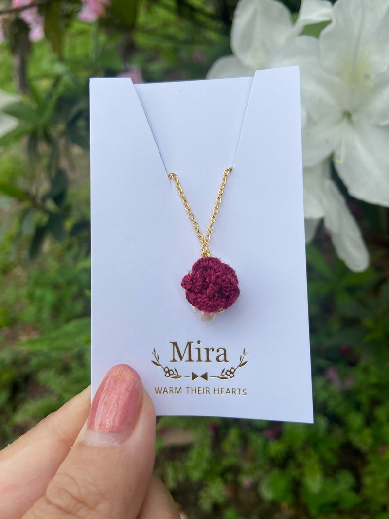 經典紅玫瑰刺繡項鍊(不銹醫療鋼) - 項鍊 - 不鏽鋼 紅色