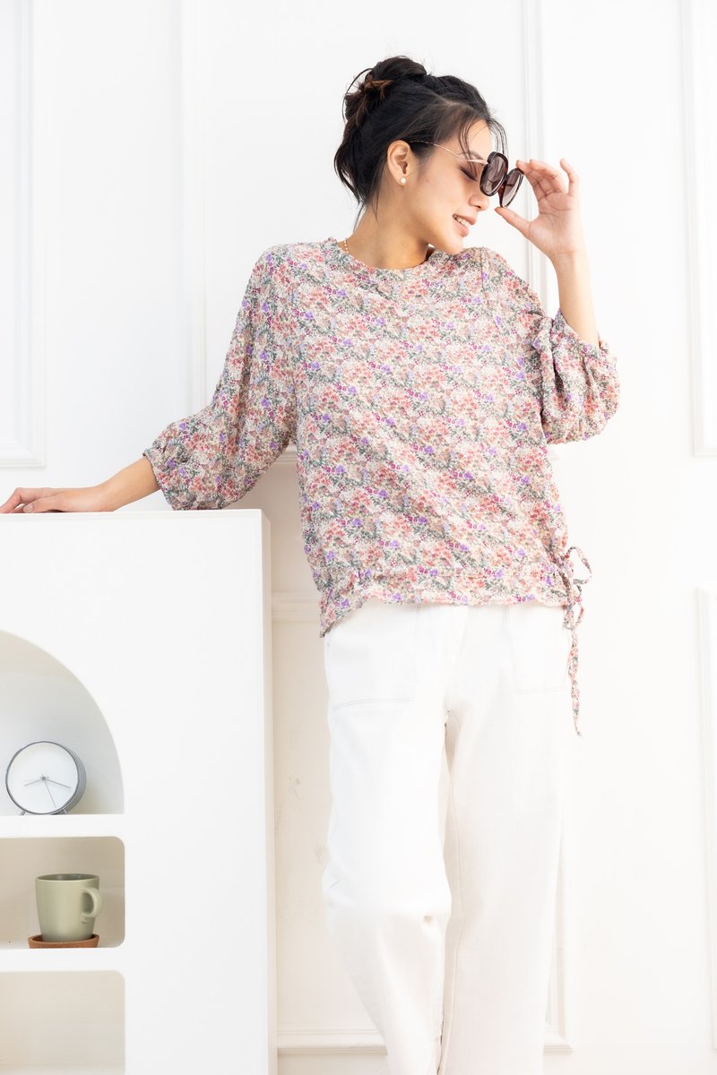 碎花寬袖抓皺七分袖上衣 米白色 - 女上衣/長袖上衣 - 其他材質 白色