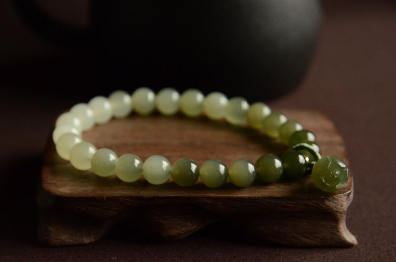 [Lianxin] Natural Hetian Jade Qingshui Gradient Lotus Bracelet - Bracelets - Gemstone 