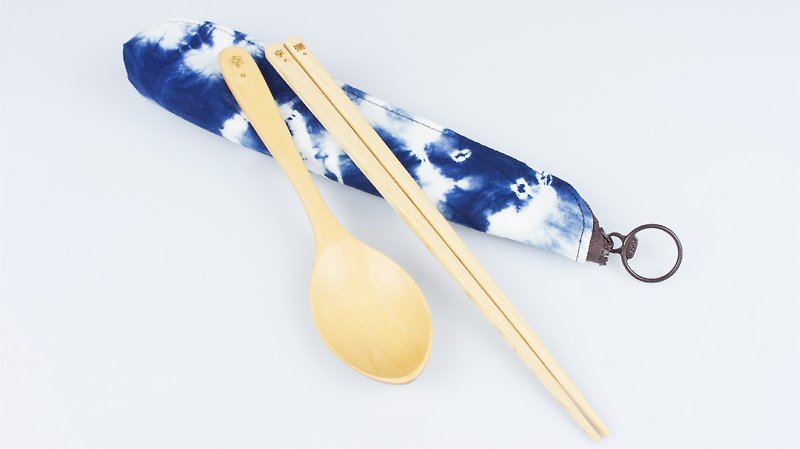 Zhuo Ye Indigo-Flat Tableware Set - Cutlery & Flatware - Cotton & Hemp Blue