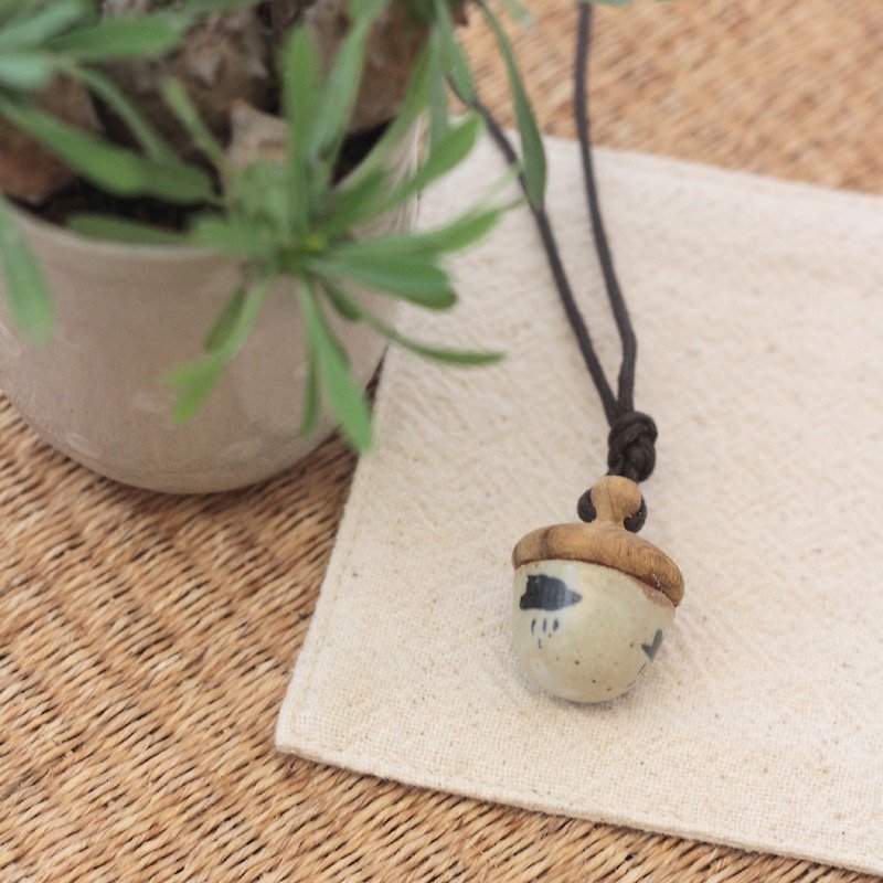 acorn mini pendant - Necklaces - Pottery White