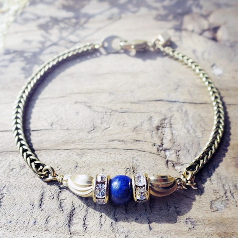 VIIART. Zodiac - Aquarius. Lapis Lazuli Zirconia Bronze Brass Bracelet - สร้อยข้อมือ - โลหะ สีทอง