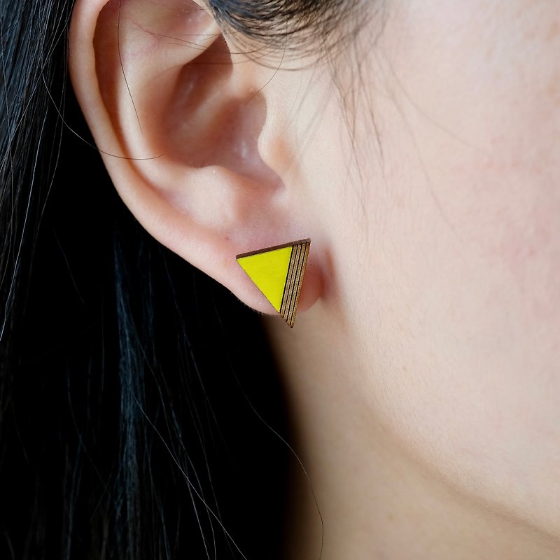 Wood earrings-V (yellow) - ต่างหู - ไม้ สีเหลือง