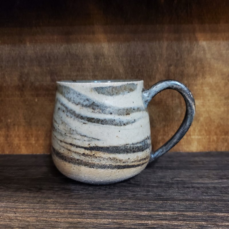 柴燒陶絞泥馬克杯 / 咖啡杯 - 咖啡杯/馬克杯 - 陶 黑色