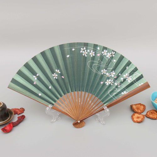 扇子日本製推薦| 2025 年8 月| Pinkoi 亞洲跨境設計購物平台