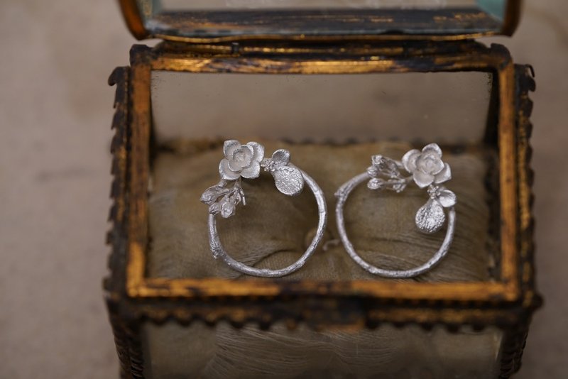 925銀小仙女花圈耳環 (MW E1069) - 耳環/耳夾 - 純銀 銀色