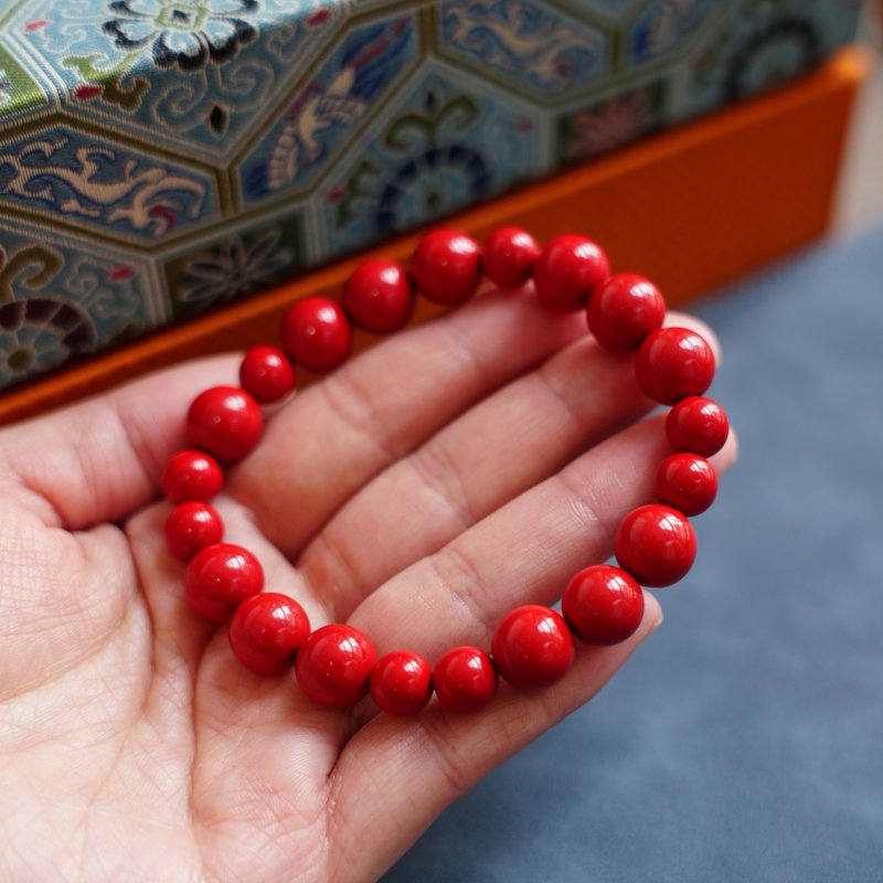 ミックスシングルブレスレット ミックスデザイン朱砂 なめらかな着け心地で日常使いや重ね付けに - ブレスレット - その他の素材 レッド